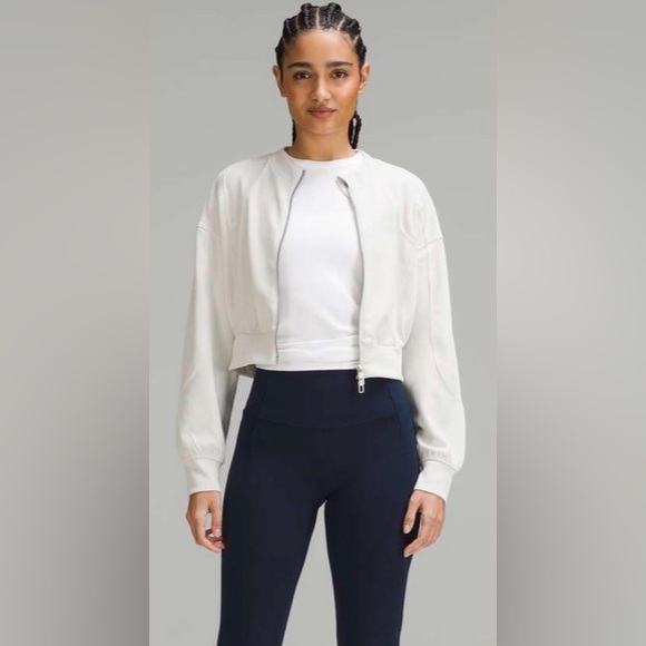Lululemon Ribbed Softstreme Cropped Jacket Bone Zip Front - Picture 2 of 10